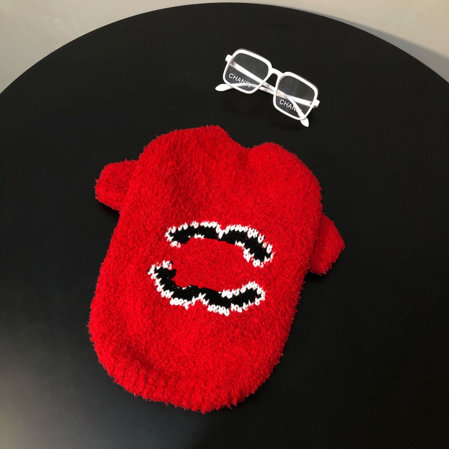 CHEWNEL Sweater